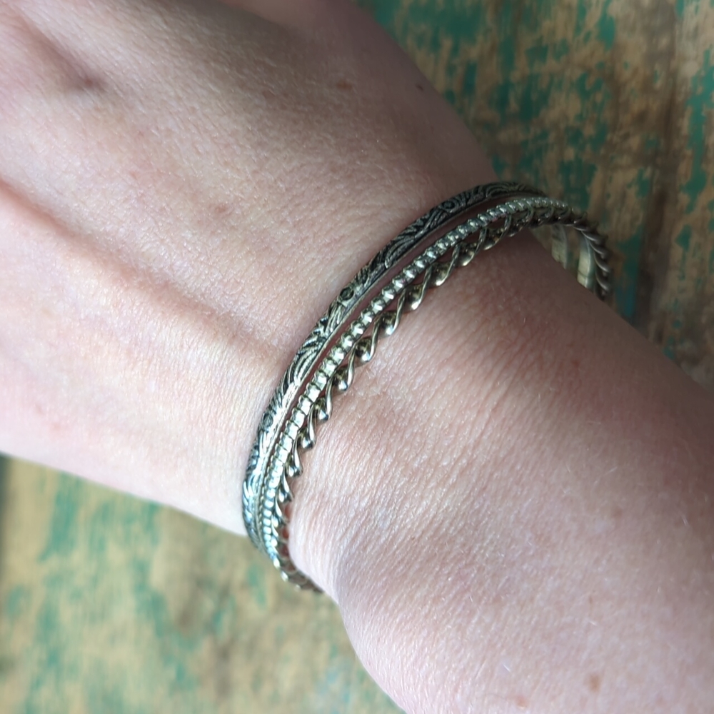 Vintage Boho Bohemian Western Silver-Tone Metal Bangle Bracelet Trio Set - Picture 4 of 8